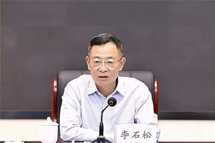 王晓龙晒7岁儿子获巴列卡诺梯队官方试训函：爸妈陪你勇敢追梦